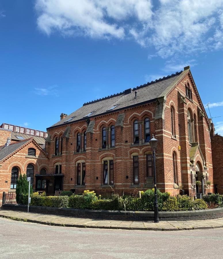 Luxury Chapel Apartment Within City Walls チェスター エクステリア 写真