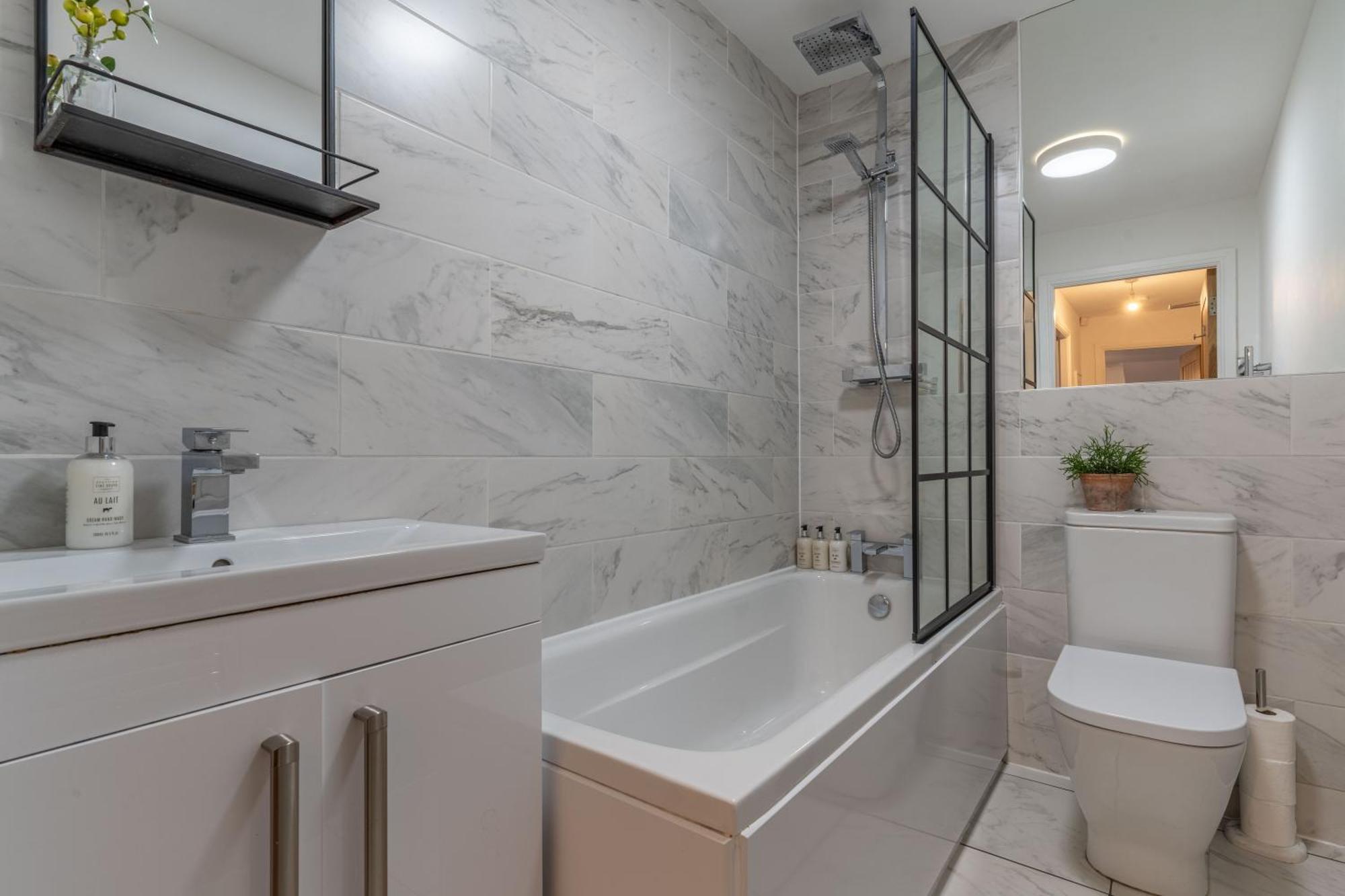 Luxury Chapel Apartment Within City Walls チェスター エクステリア 写真