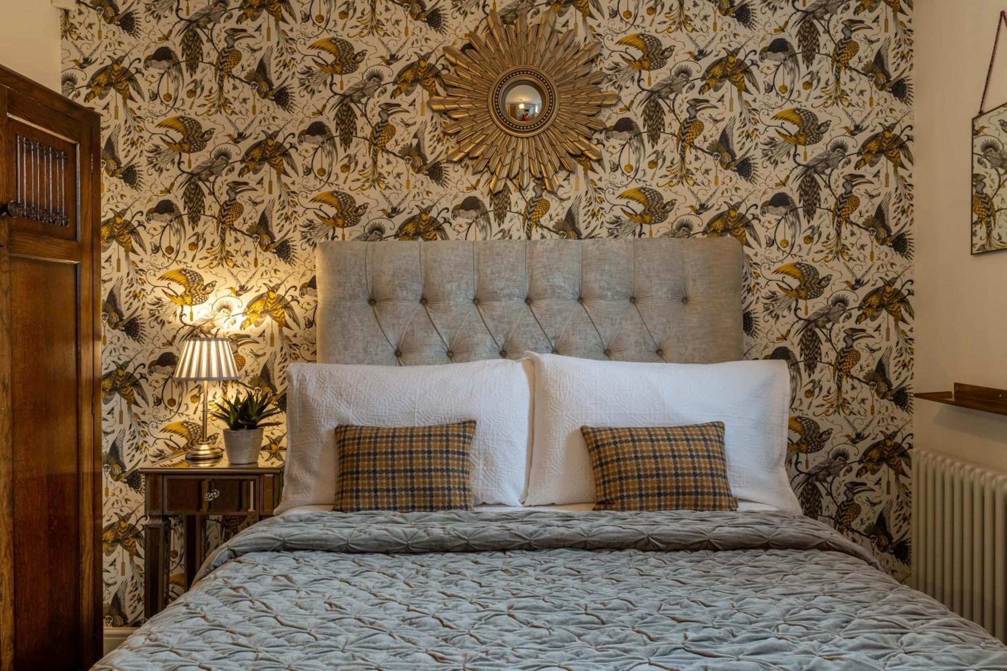Luxury Chapel Apartment Within City Walls チェスター エクステリア 写真
